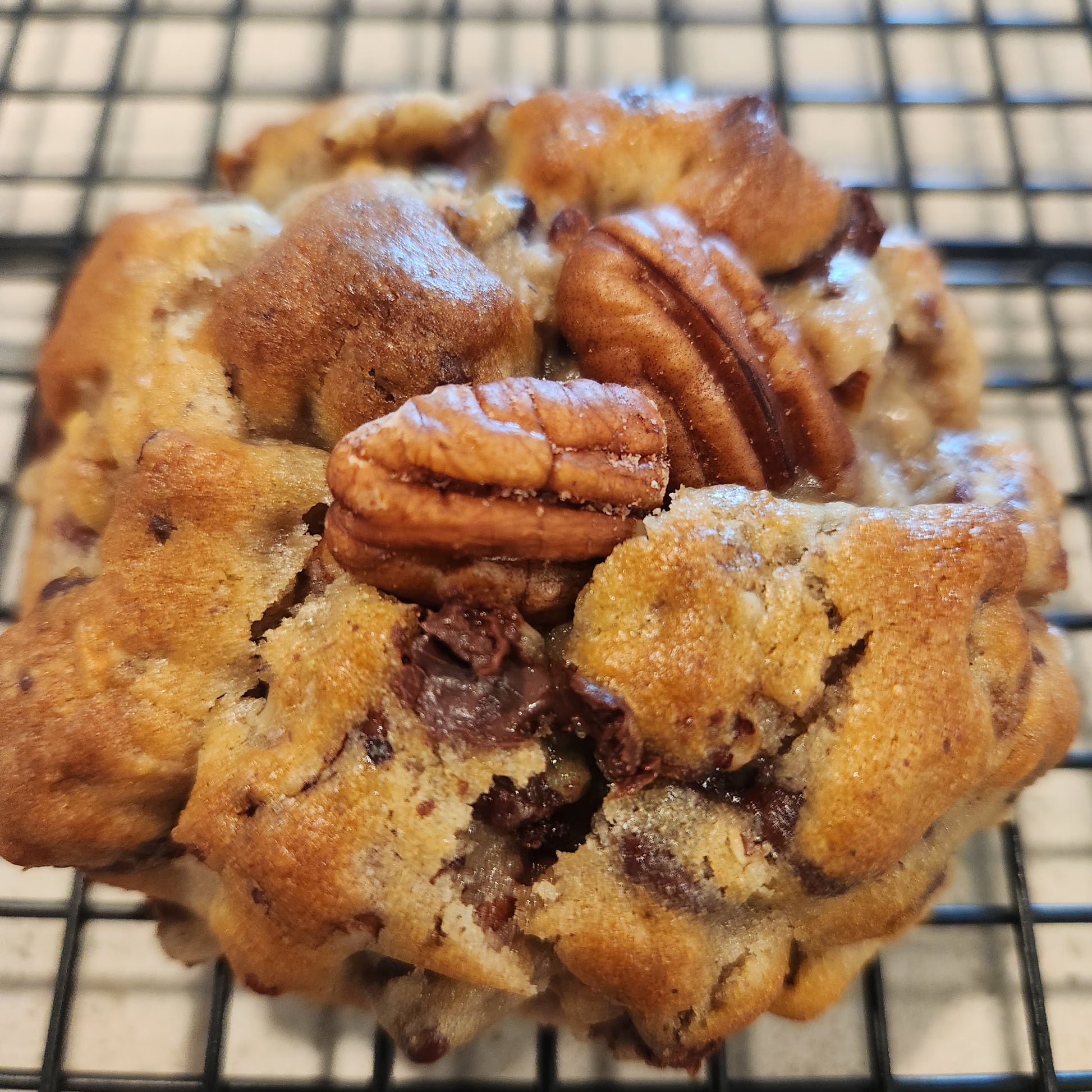 Dark Chocolate Pecans - Sweets Lema 